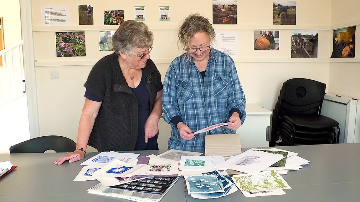 Changing lives: how art helped Angela through bereavement Angela and Triss look through art