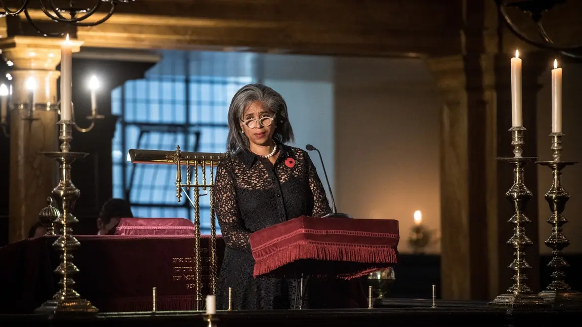 Blondel Cluff, Chair of HLF's London Committee, speaks at the launch event