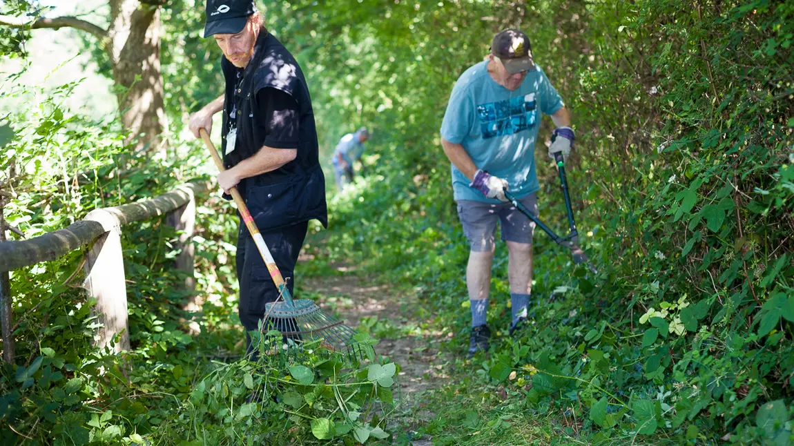 Changing lives: traineeship helps Darren give back to his local park People in wood