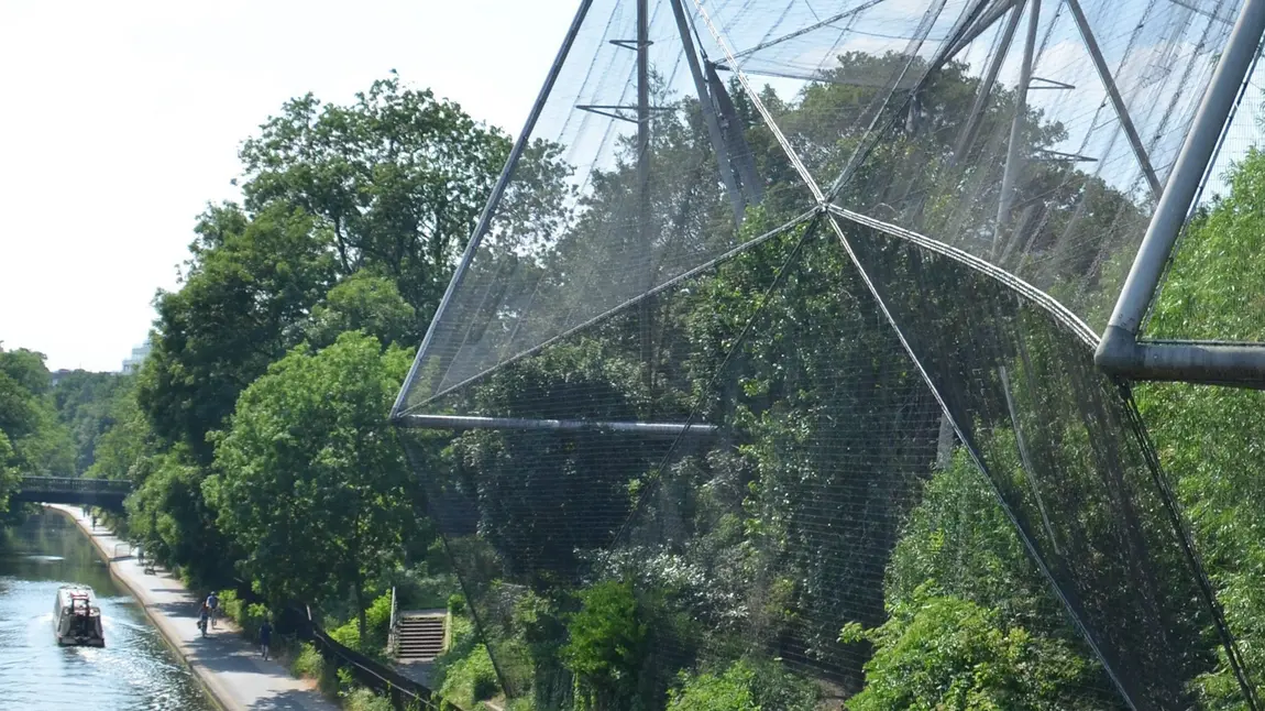 Snowdon Aviary, London Zoo