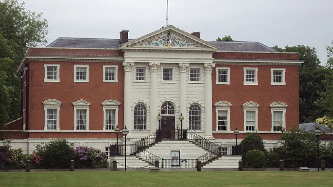 Warrington Town Hall