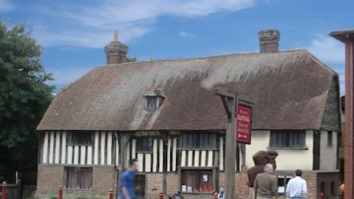 Investment for Bridge Cottage Heritage Centre 