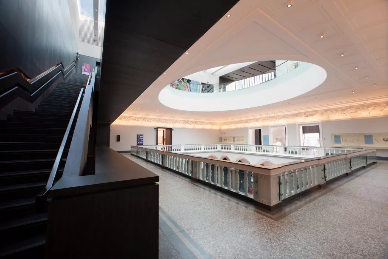 Aberdeen-Art-Gallery-space-view.jpg Gallery view of stairs, landing and floors
