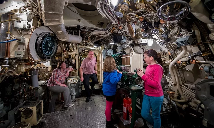 HMS Alliance - Royal Navy Submarine Museum - National Lottery.jpg Family inside a submarine