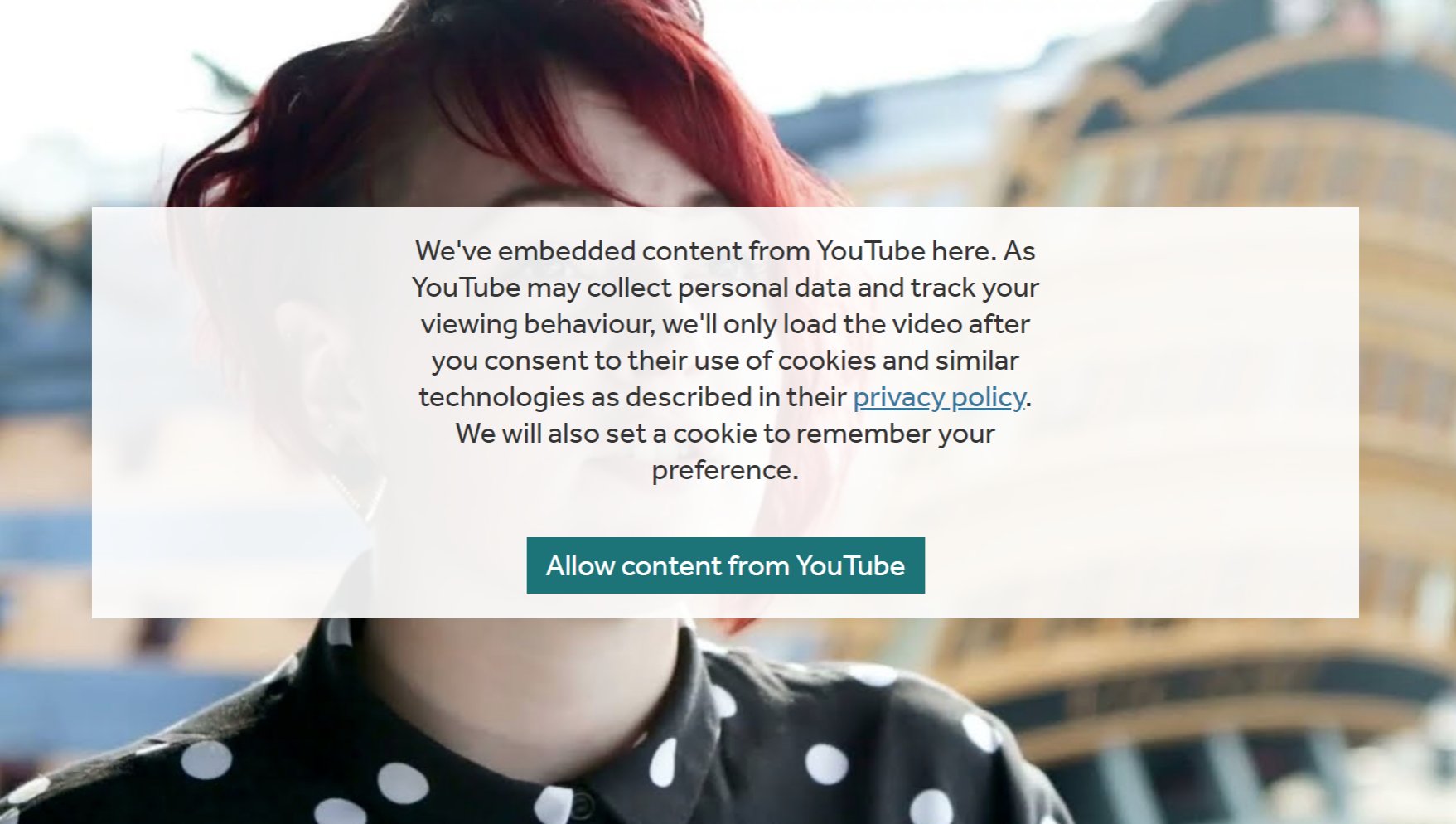 An screenshot of the YouTube cookie prompt